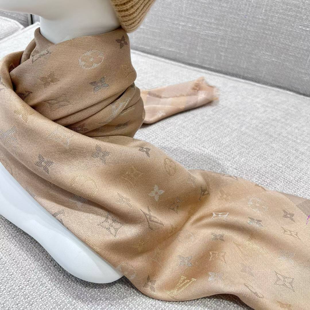 Louis Vuitton M76337 view 6