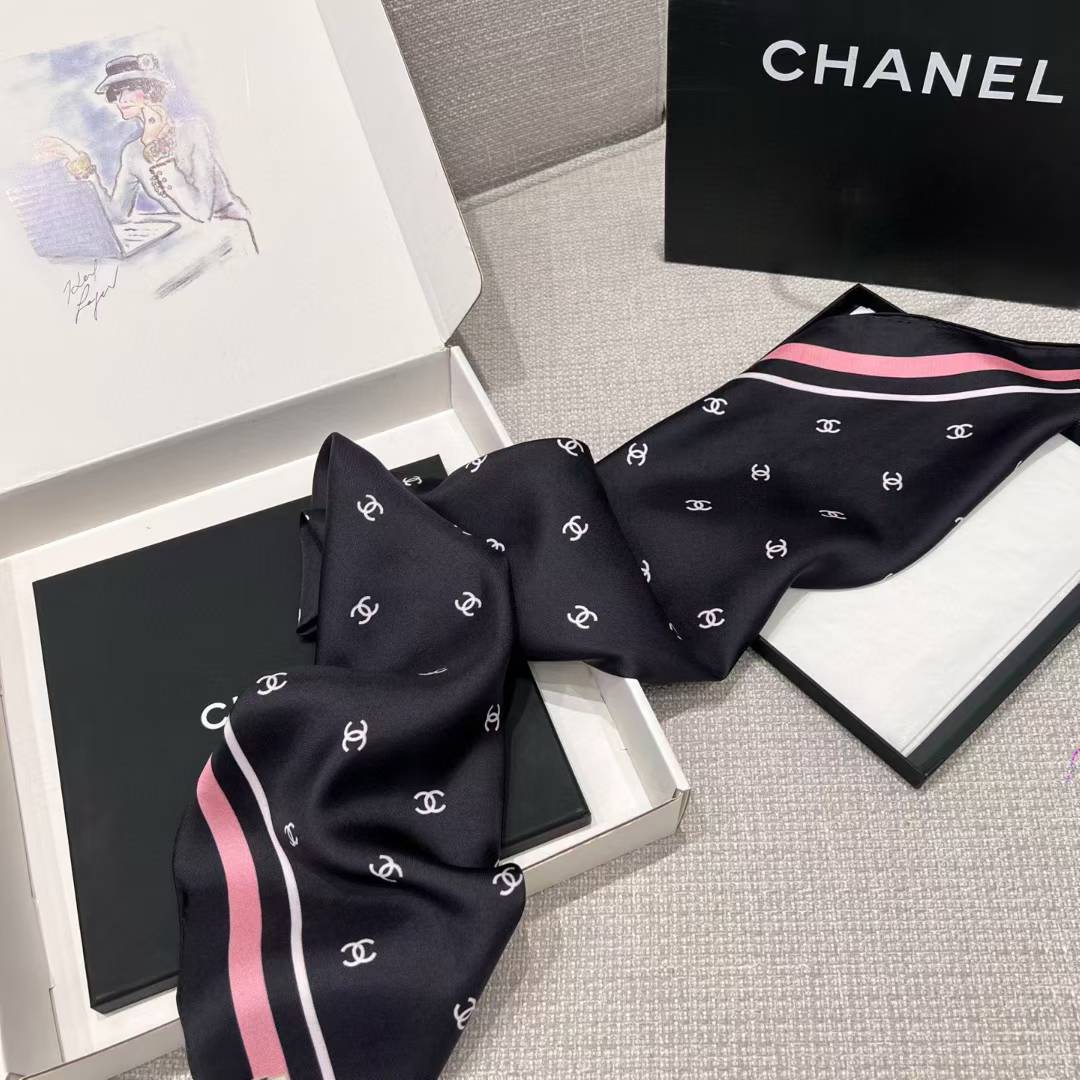Chanel Scarf view 6