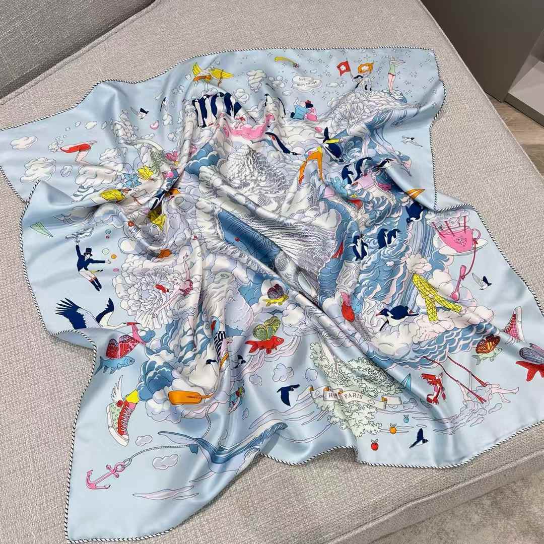 Hermès Square scarf view 8