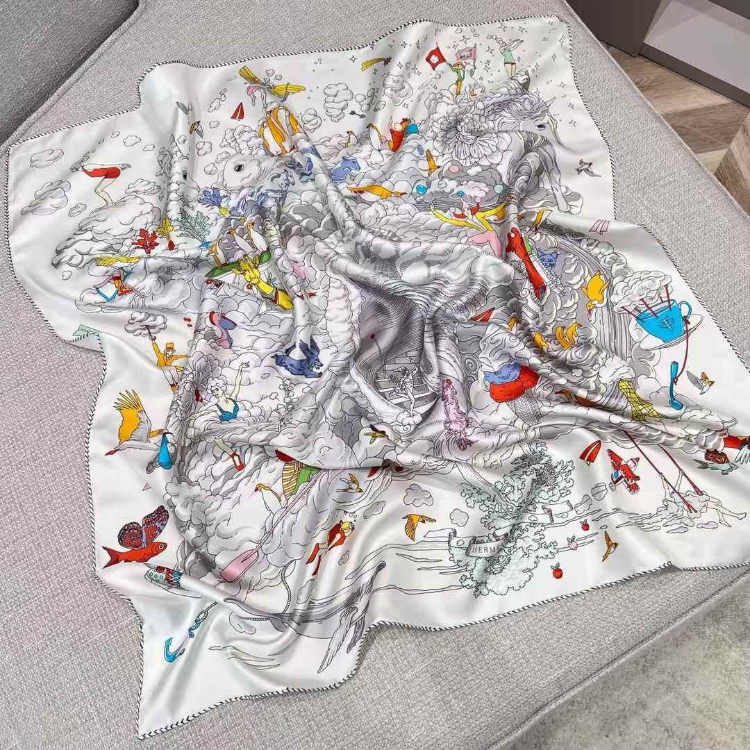 Hermès Square scarf view 8