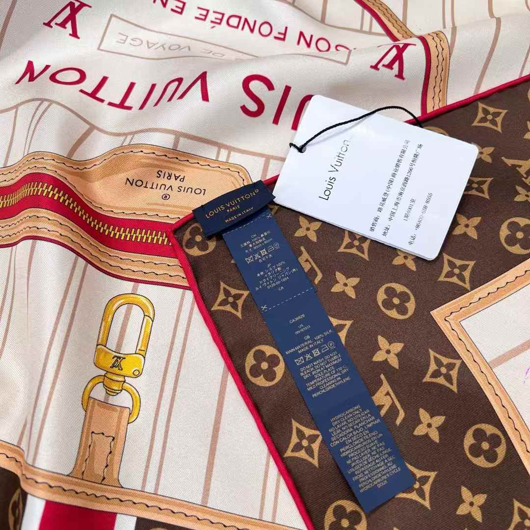 Louis Vuitton Square scarf view 4