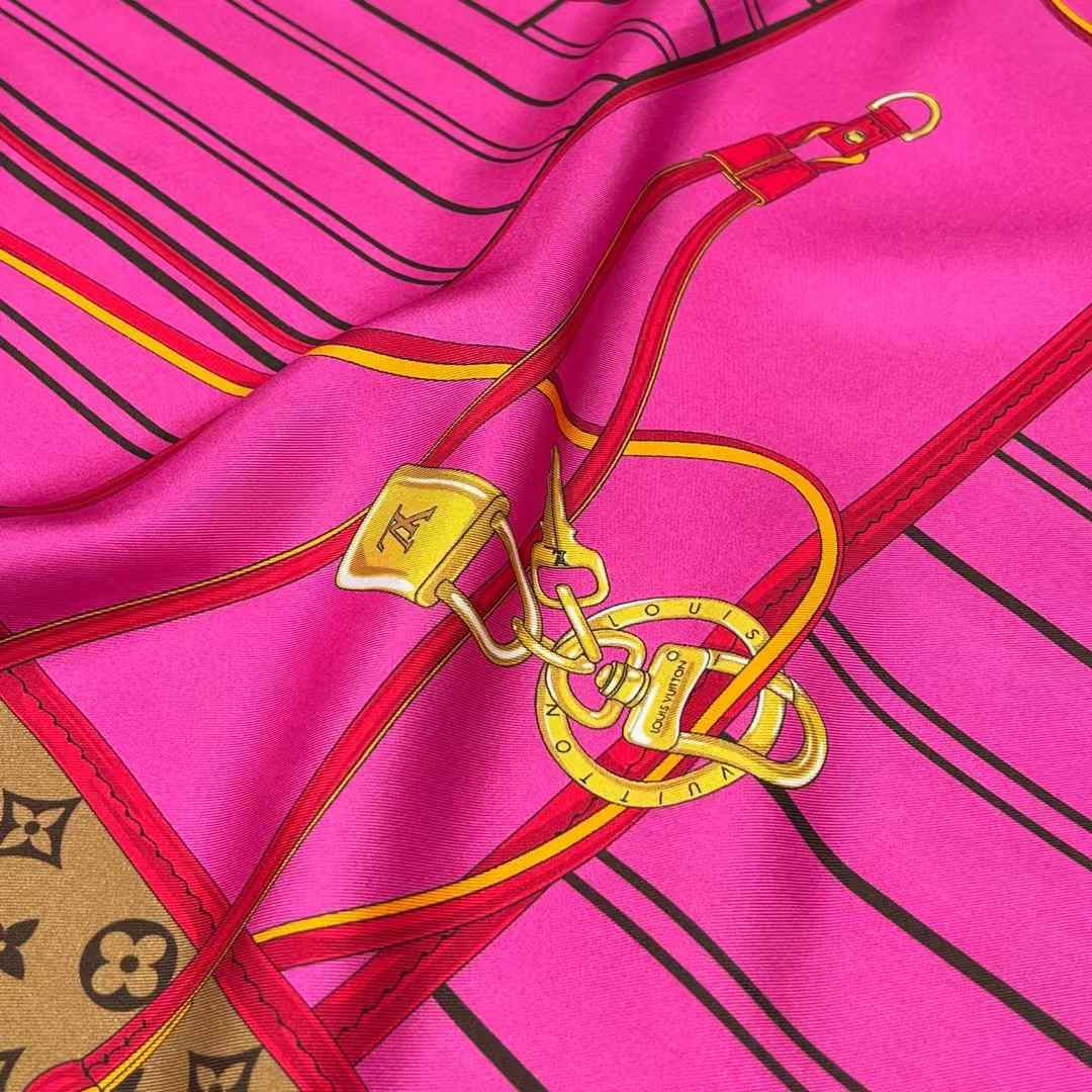 Louis Vuitton Square scarf view 4