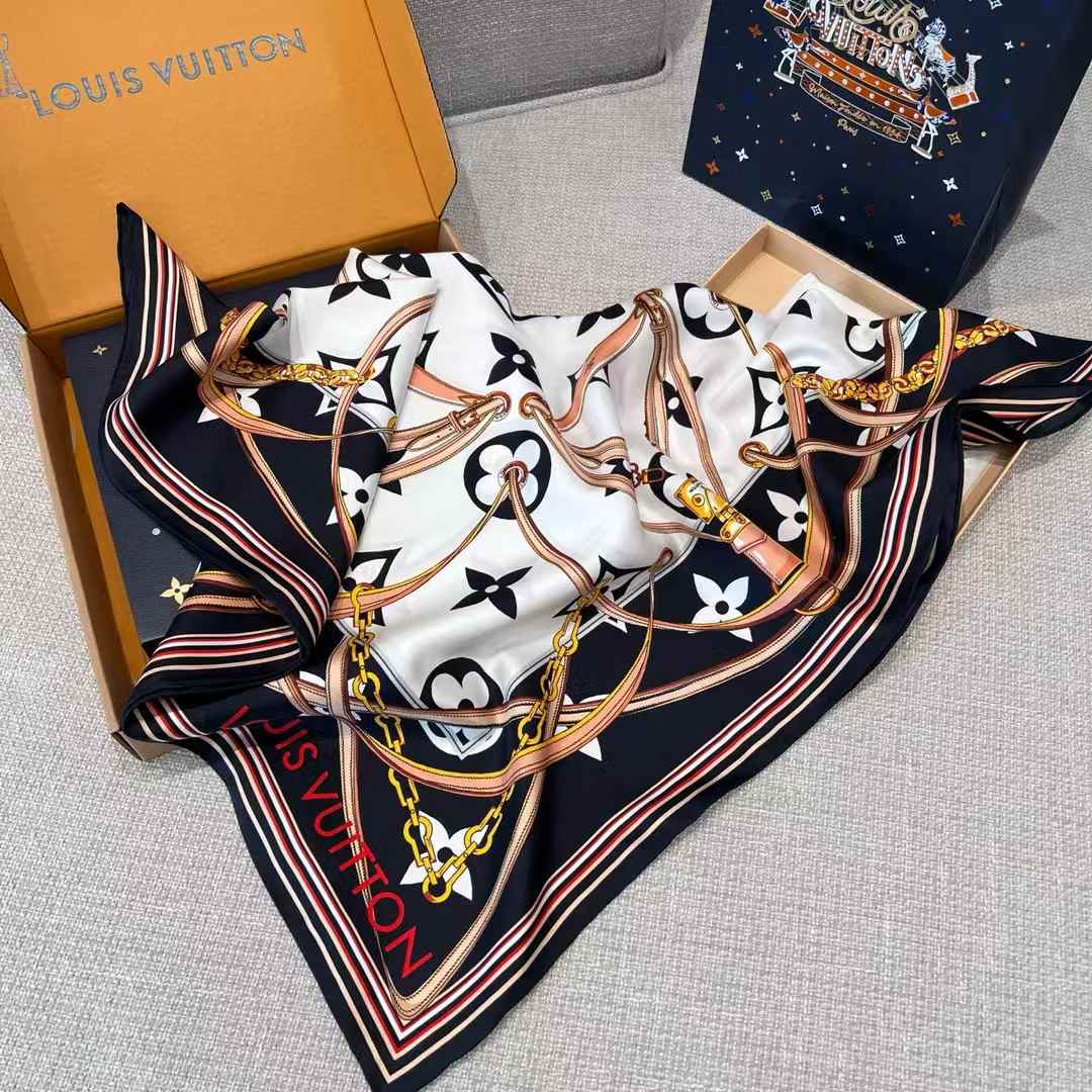 Louis Vuitton Square scarf view 3
