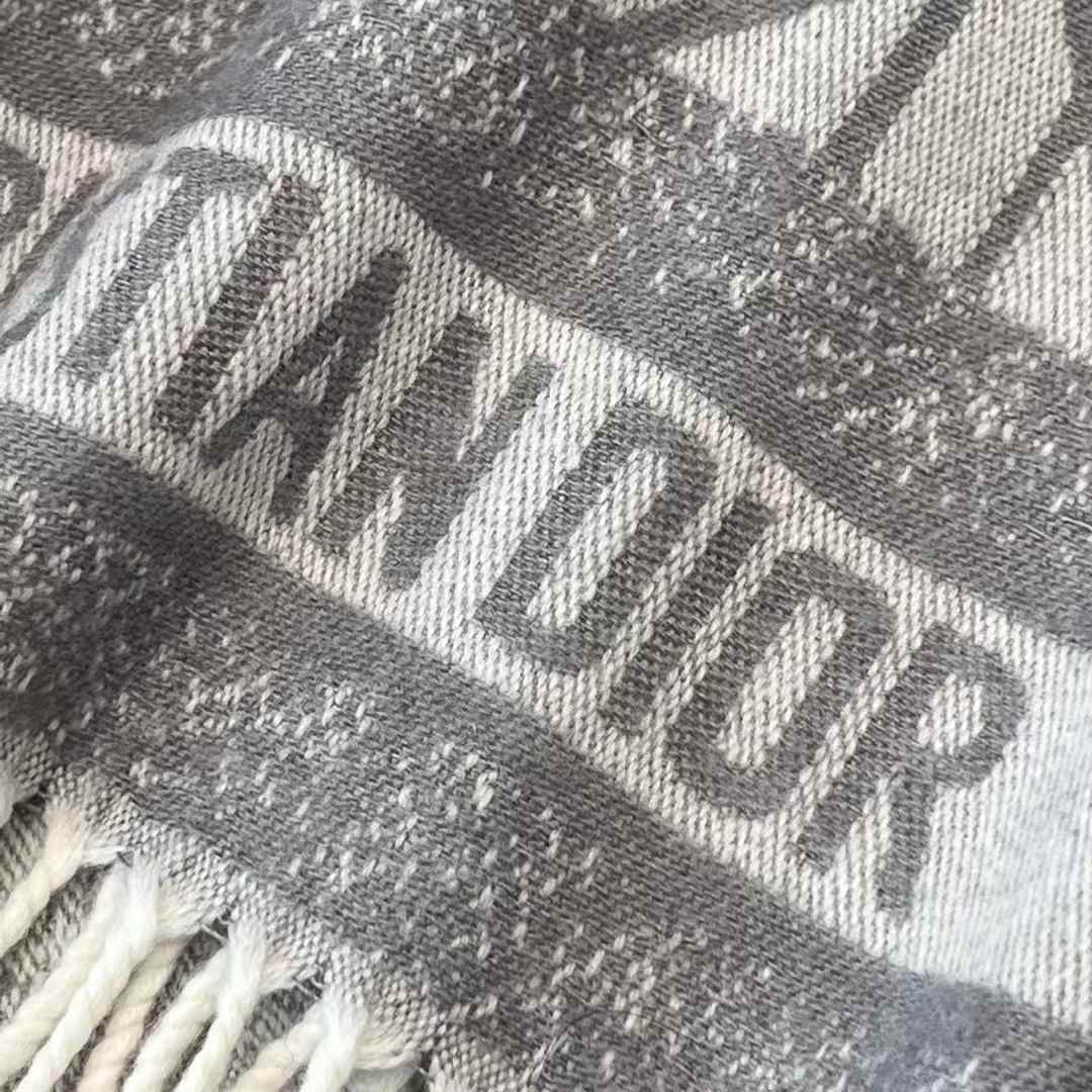 Dior Double cloak view 6