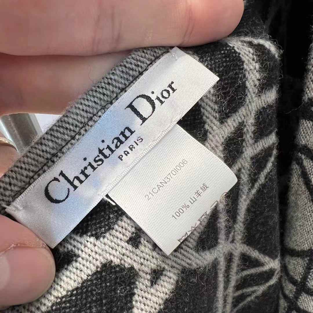 Dior Double cloak view 7