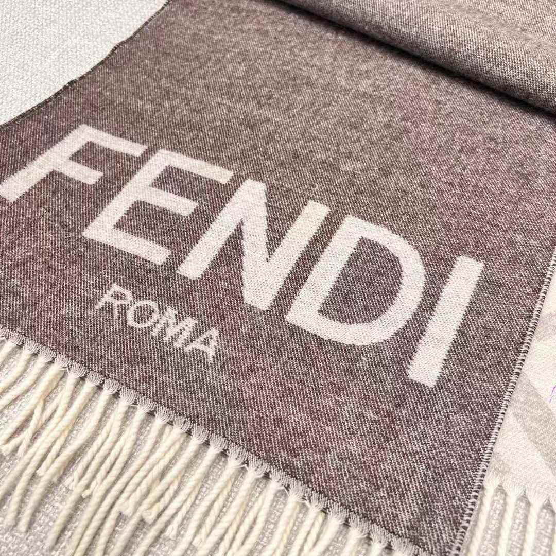 Fendi Double scarf view 4
