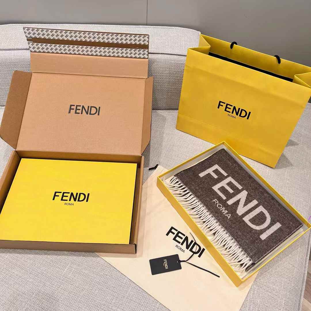 Fendi Double scarf view 8