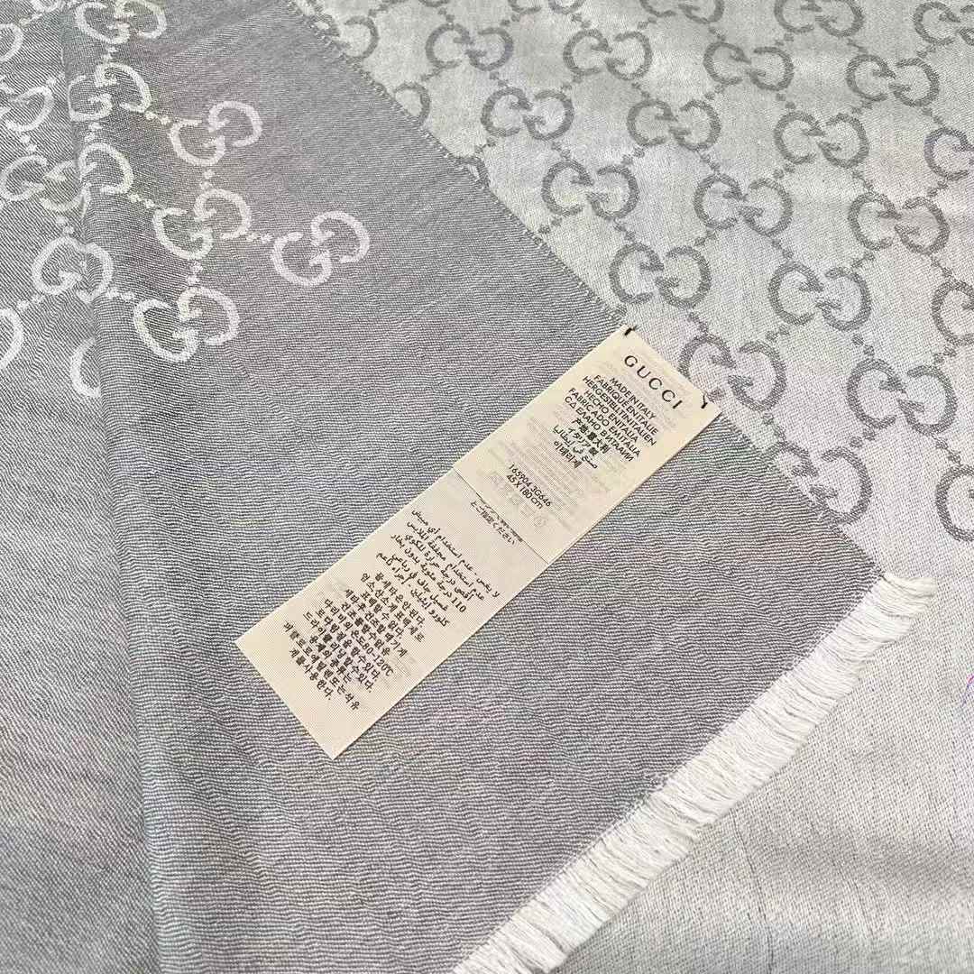 Gucci Double scarf view 7