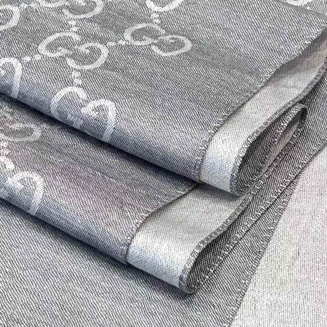 Gucci Double scarf view 9