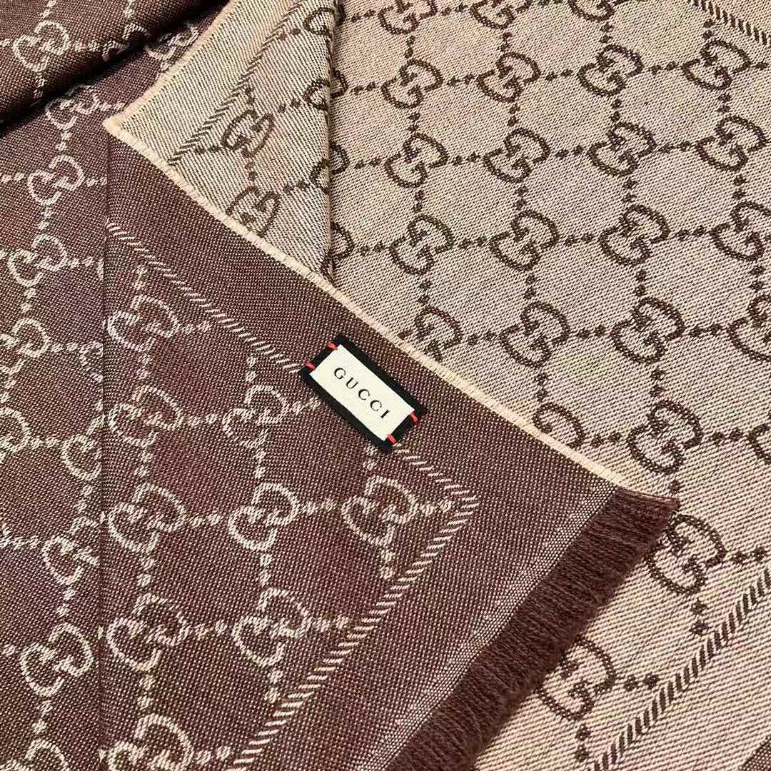 Gucci Double scarf view 6