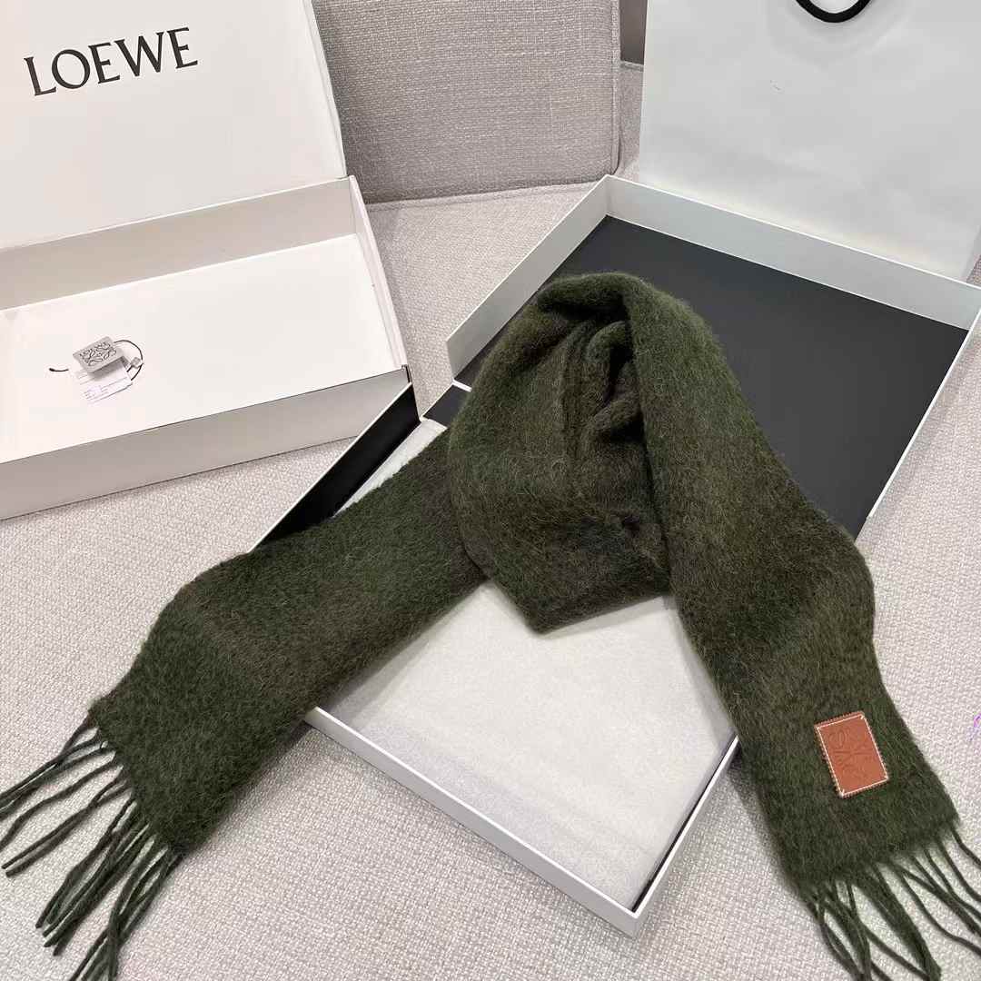Loewe Scarf view 9