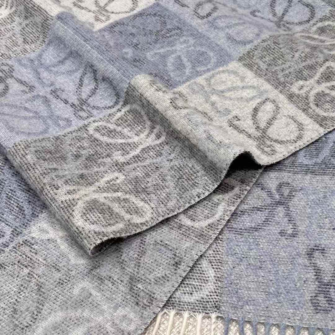 Loewe Double-sided chess-style scarf view 5