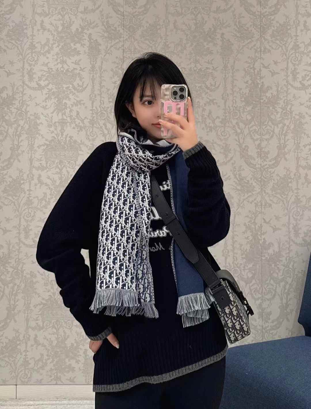 Dior Scarf view 1