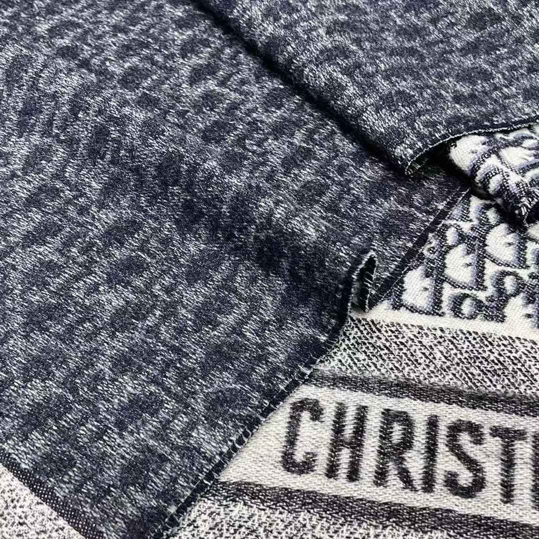 Dior Double cashmere scarf view 4