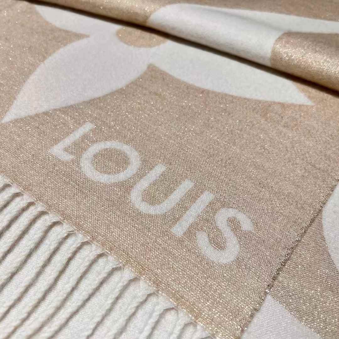 Louis Vuitton Shawl view 2