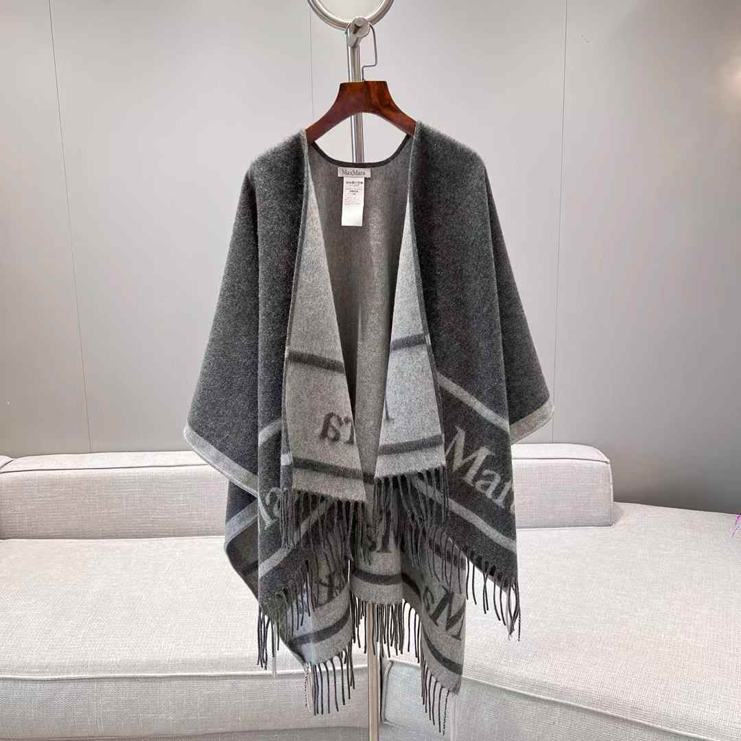 Max Mara HILDE Double cloak view 2