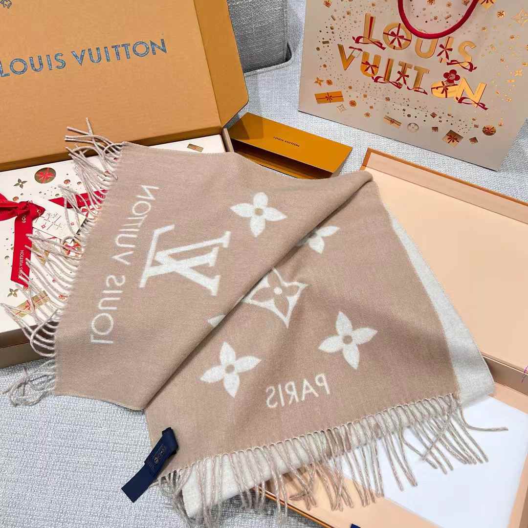 Louis Vuitton REYKJAVIK Classic scarf view 7