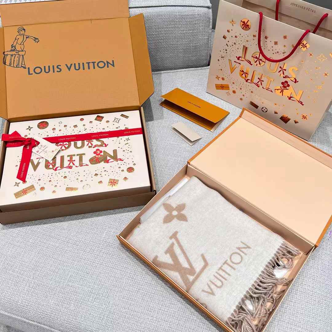 Louis Vuitton REYKJAVIK Classic scarf view 9