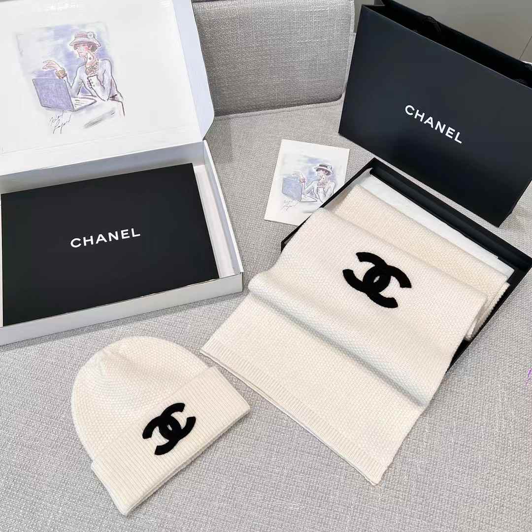 Chanel Scarf & Cold Hat view 8