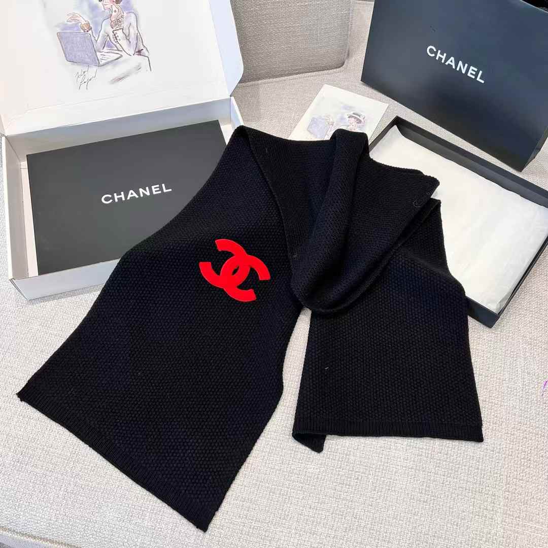 Chanel Scarf & Cold Hat view 8