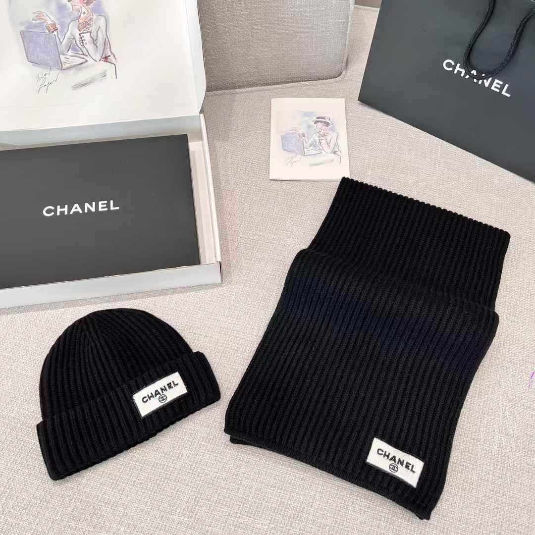 Chanel 23K Scarf & Cold Hat view 2