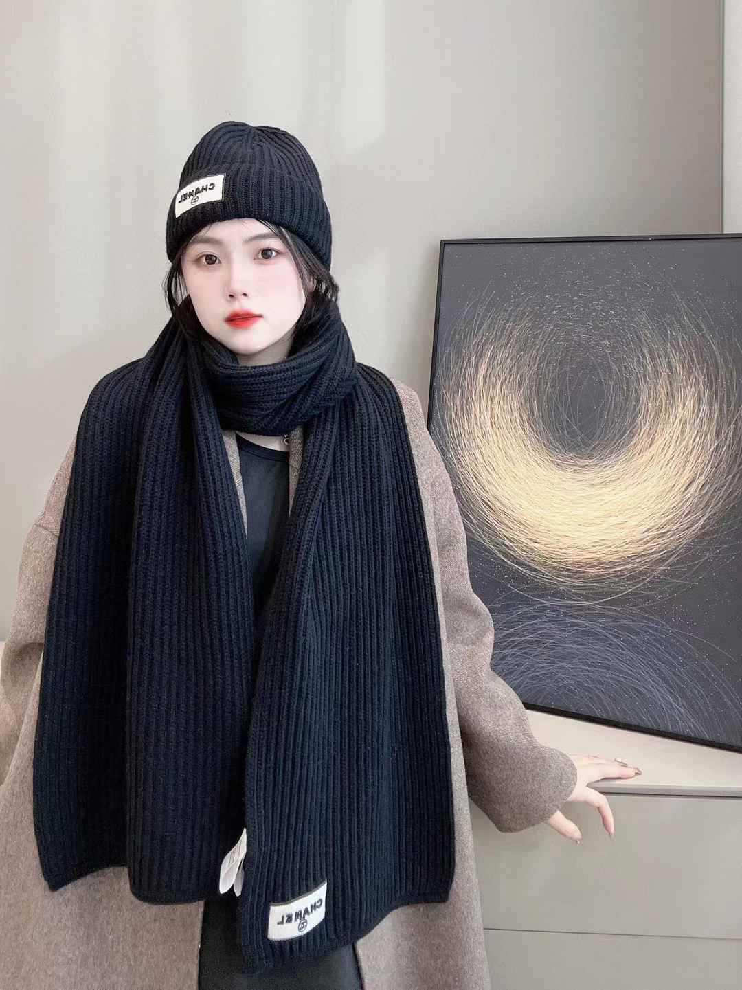Chanel 23K Scarf & Cold Hat view 9