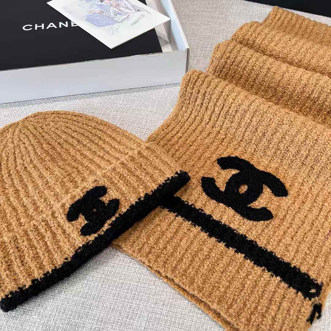 Chanel scarf & cold hat view 3
