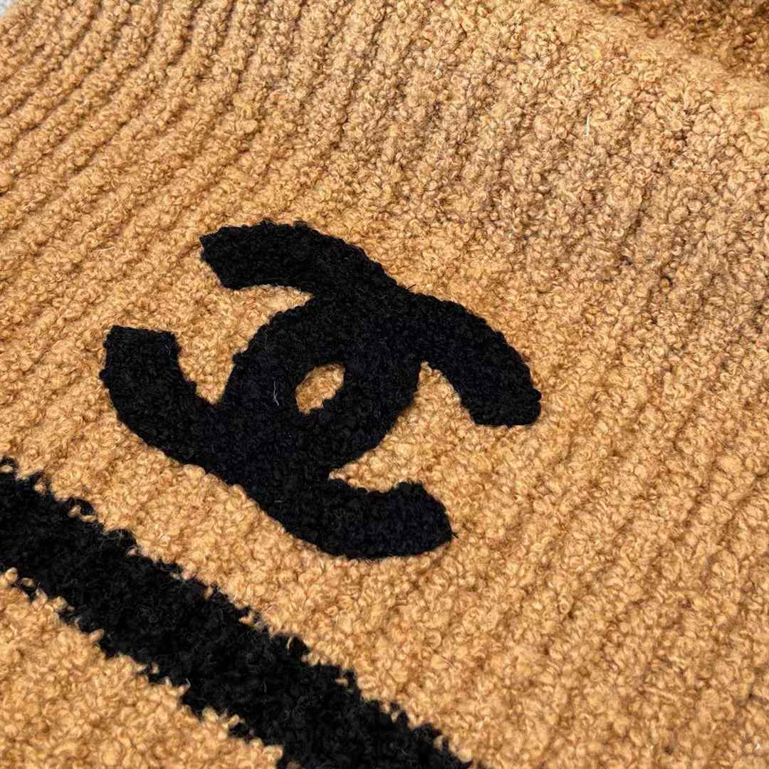 Chanel scarf & cold hat view 4
