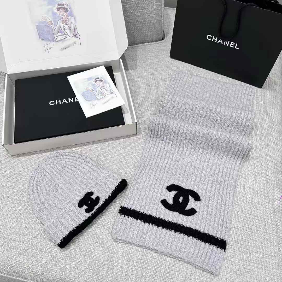 Chanel scarf & cold hat view 1