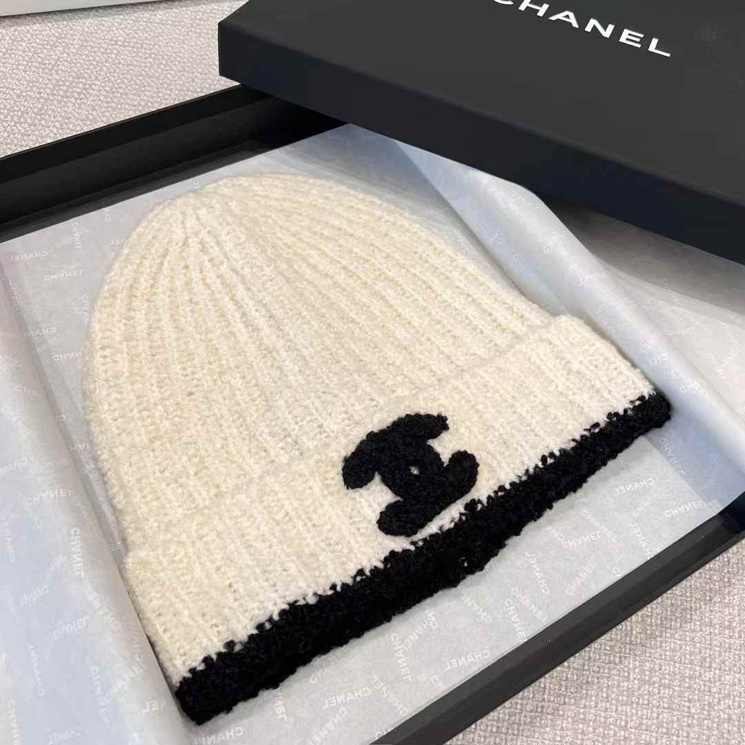 Chanel scarf & cold hat view 7