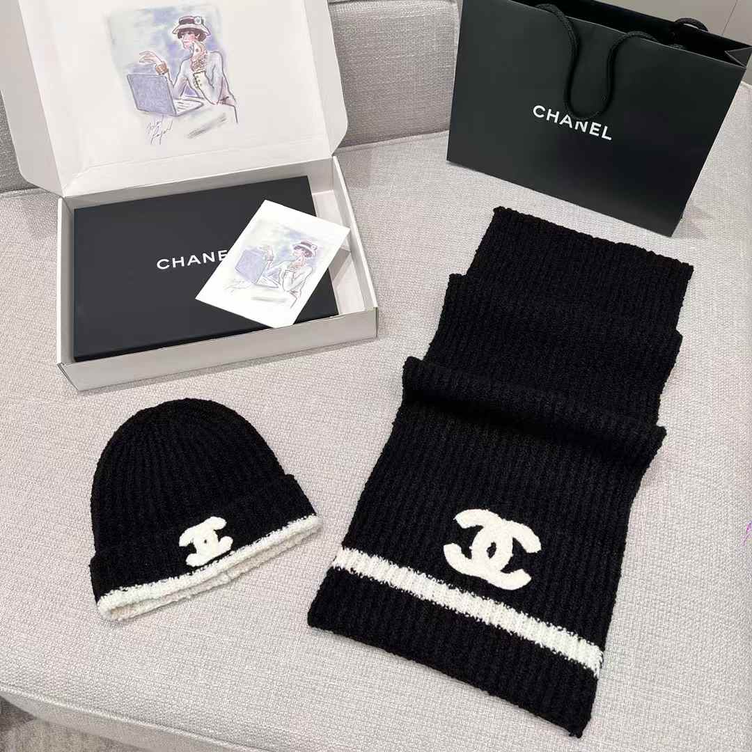 Chanel scarf & cold hat view 2