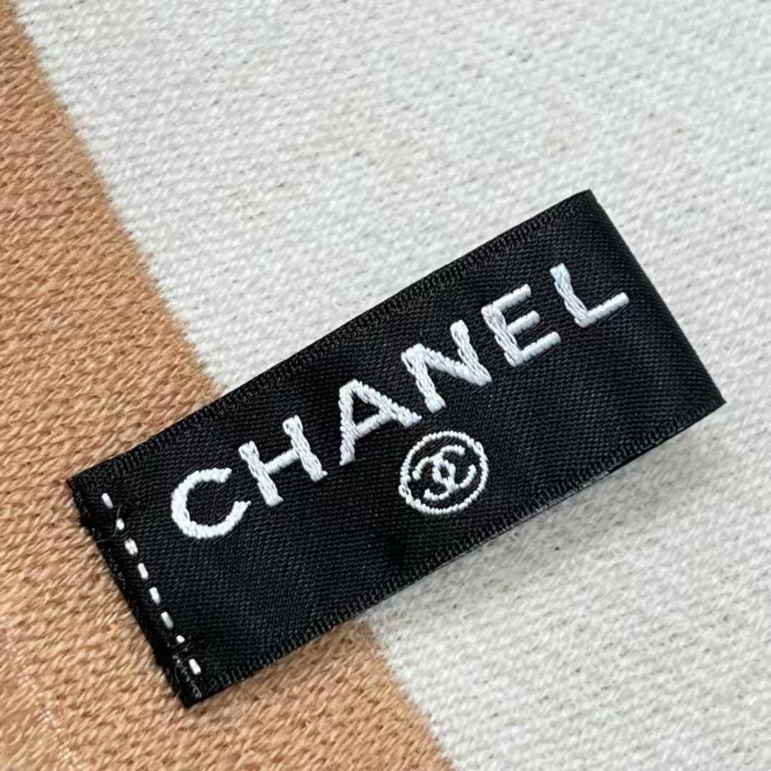 Chanel 24B Scarf view 6