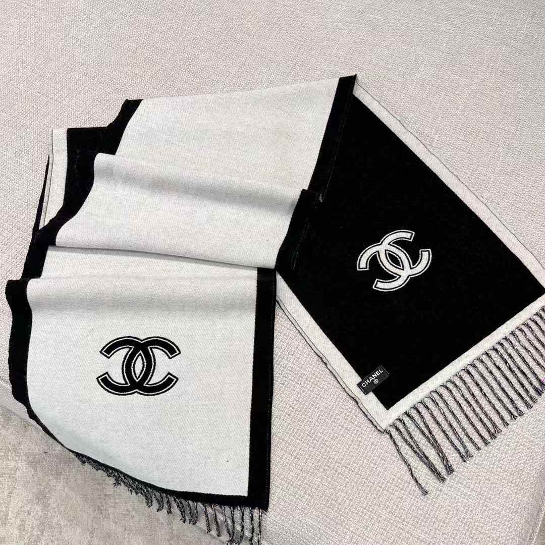 Chanel 24B Scarf view 2