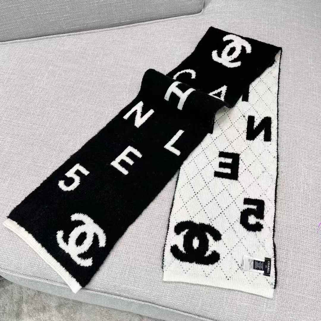 Chanel Scarf No. 5 view 2