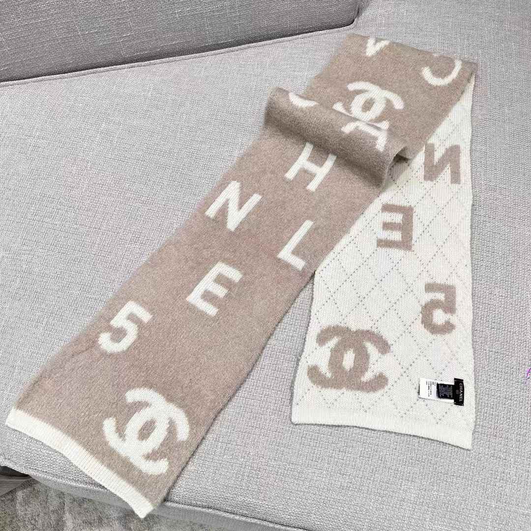 Chanel Scarf No. 5 view 2