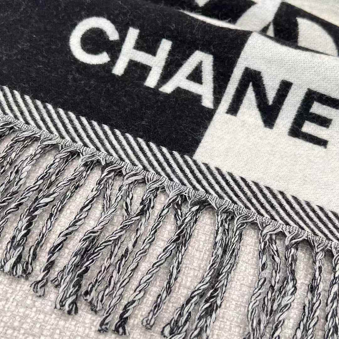 Chanel blocking scarf view 7