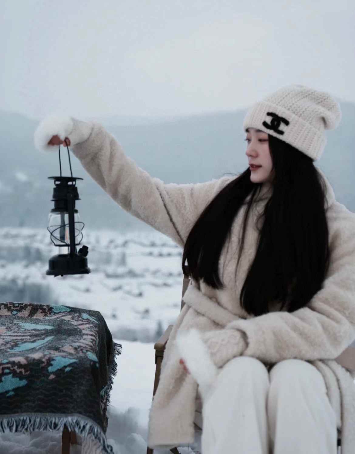 Chanel Ripple scarf & cold hat view 8