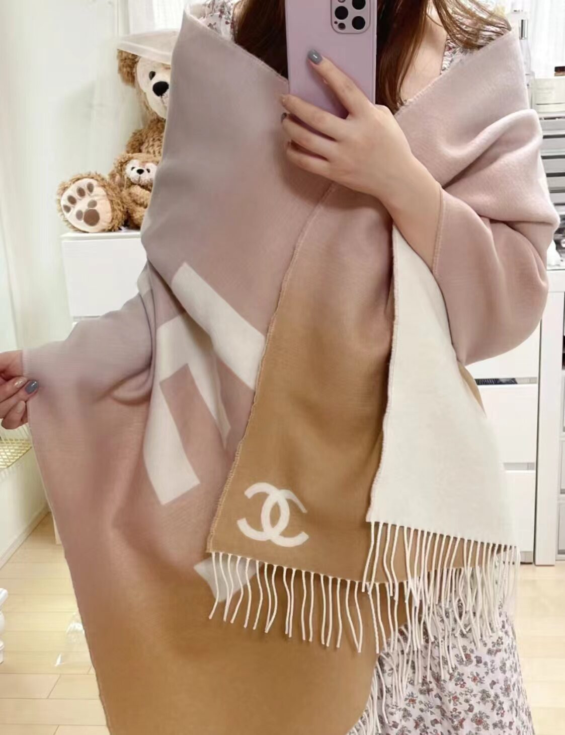 Chanel Gradient scarf view 10