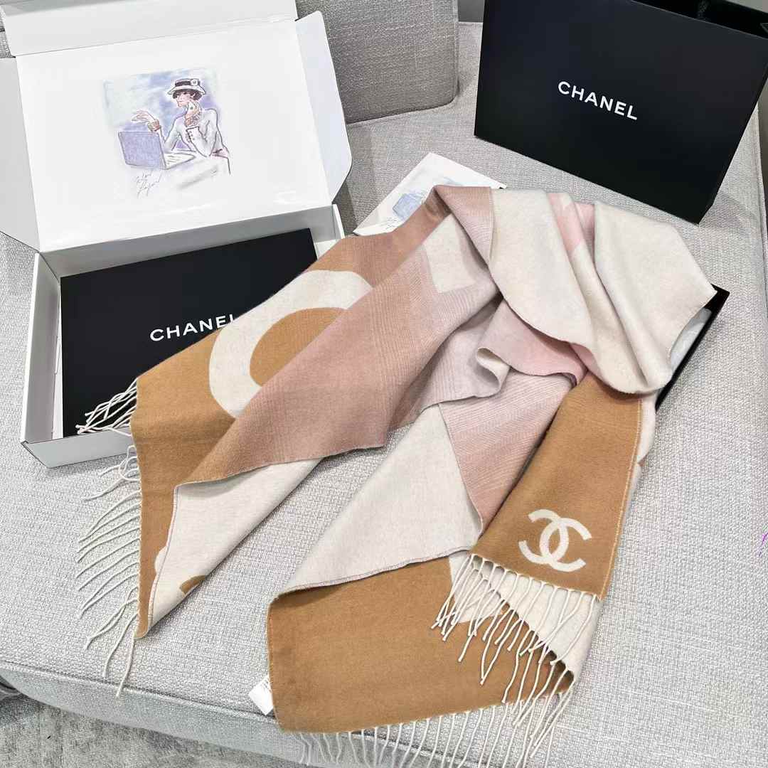 Chanel Gradient scarf view 2