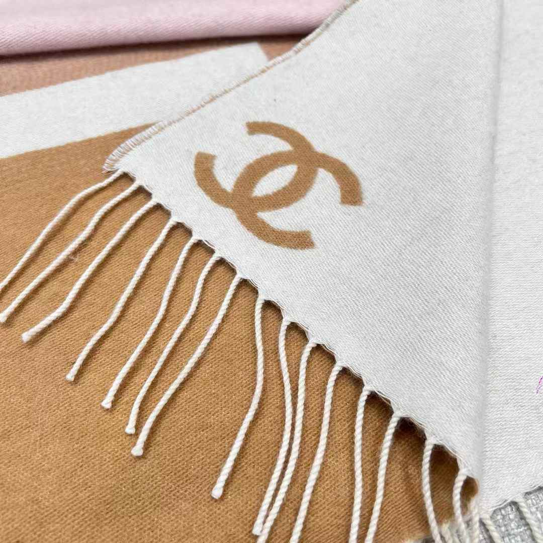Chanel Gradient scarf view 6