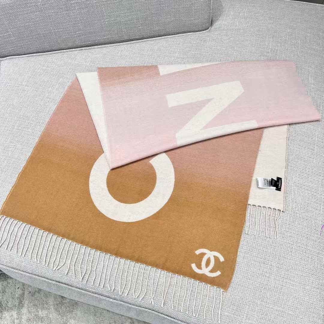 Chanel Gradient scarf view 7