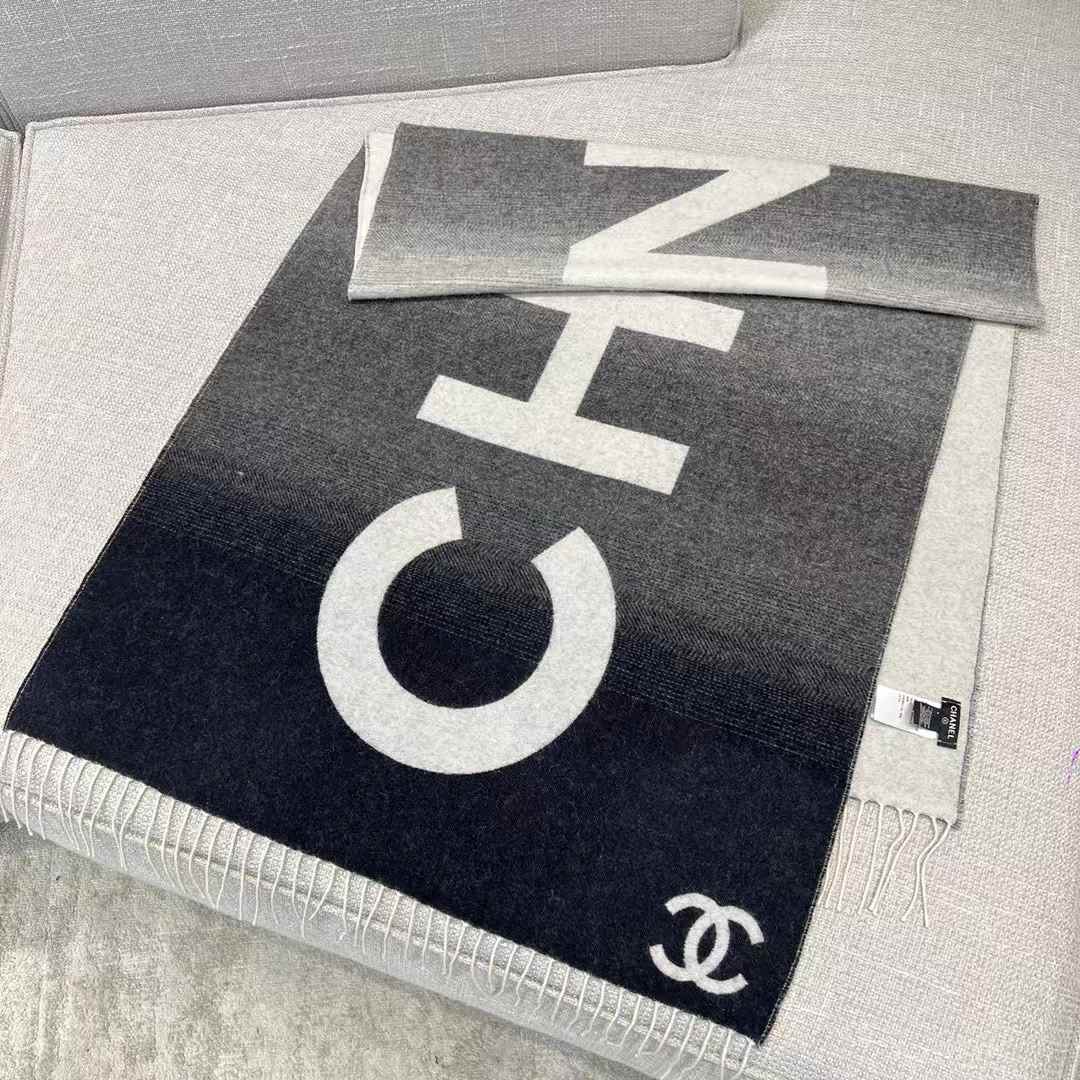 Chanel Gradient scarf view 9