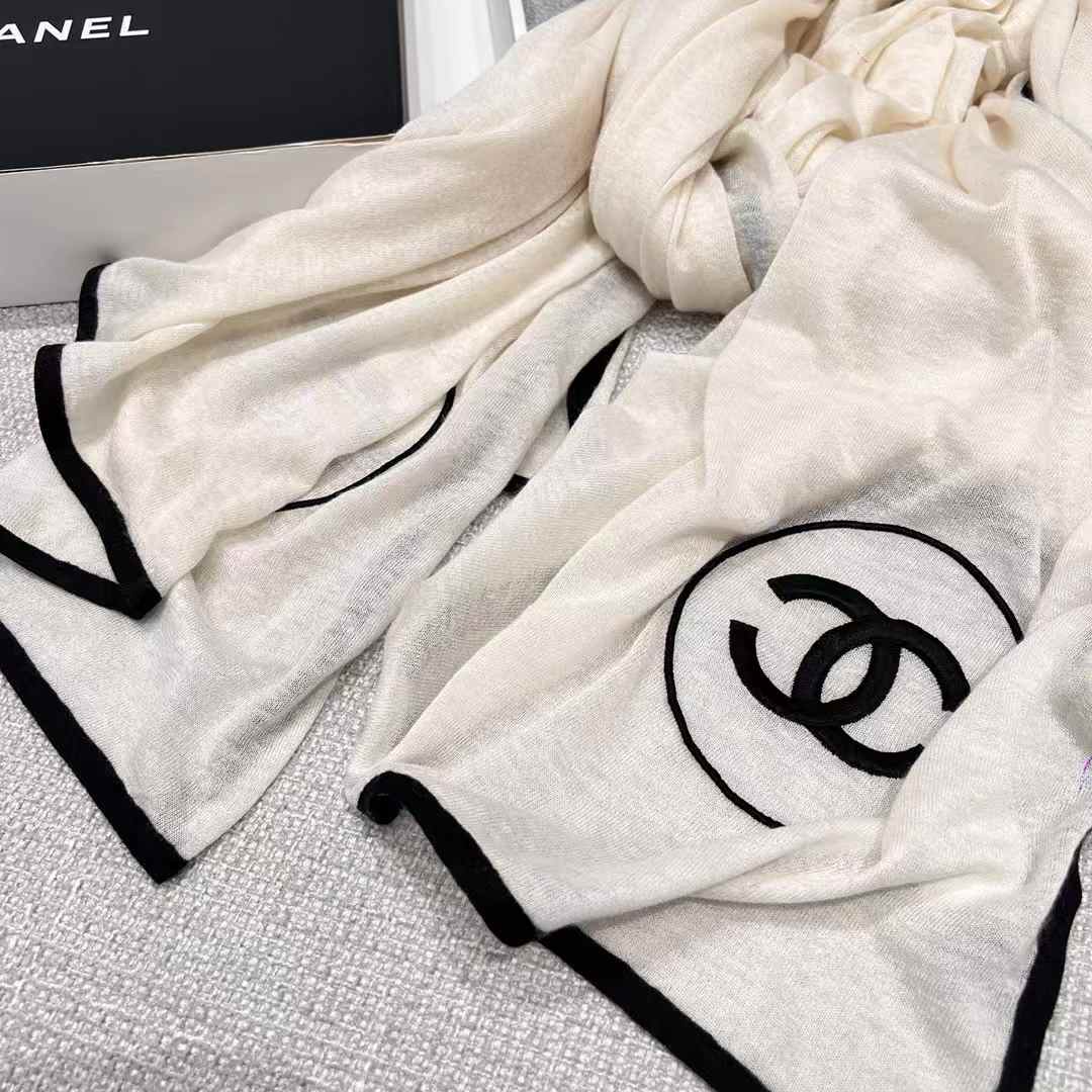 Chanel LOGO Scarf view 7