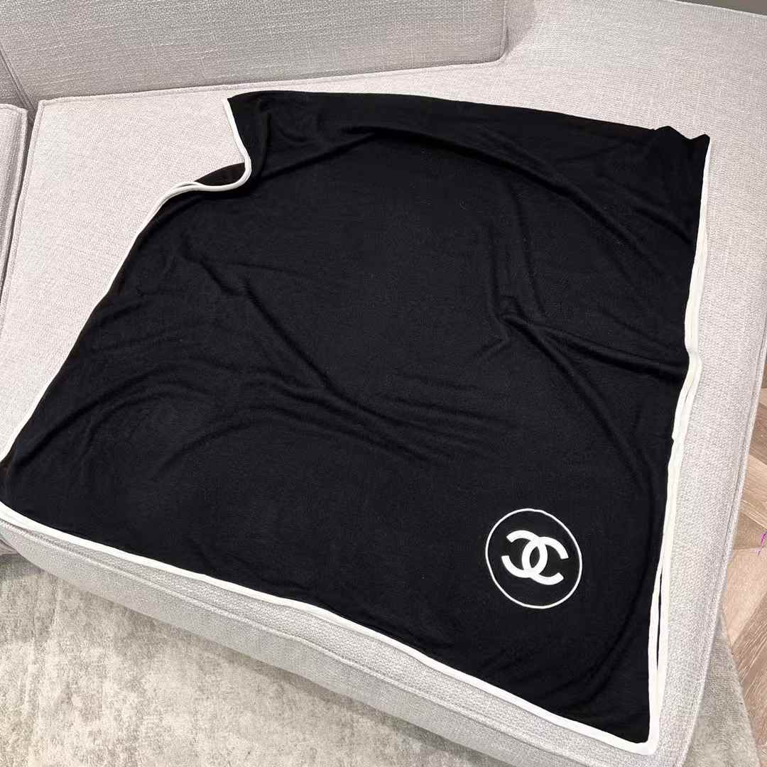 Chanel LOGO Scarf view 2