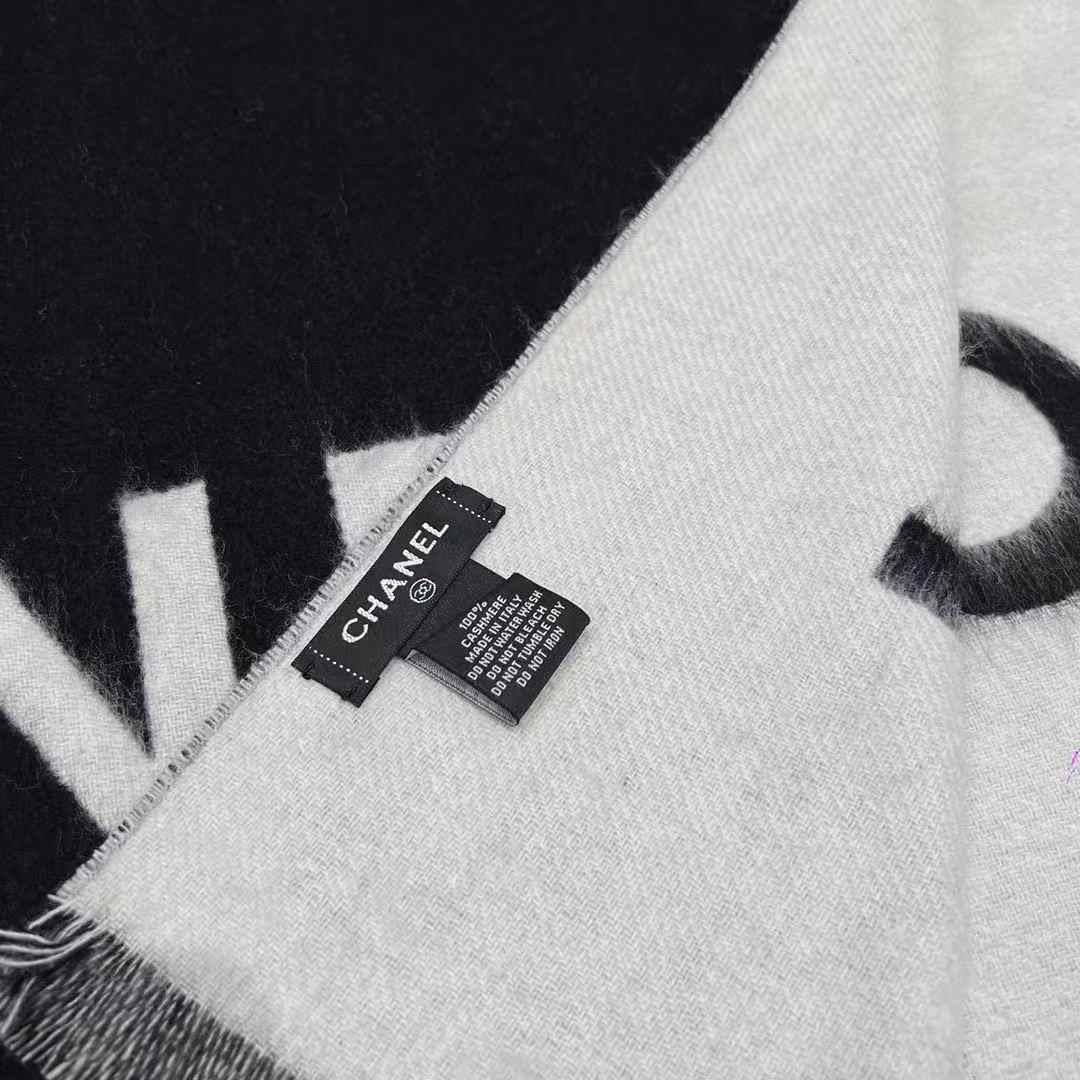 Chanel LOGO Scarf view 4
