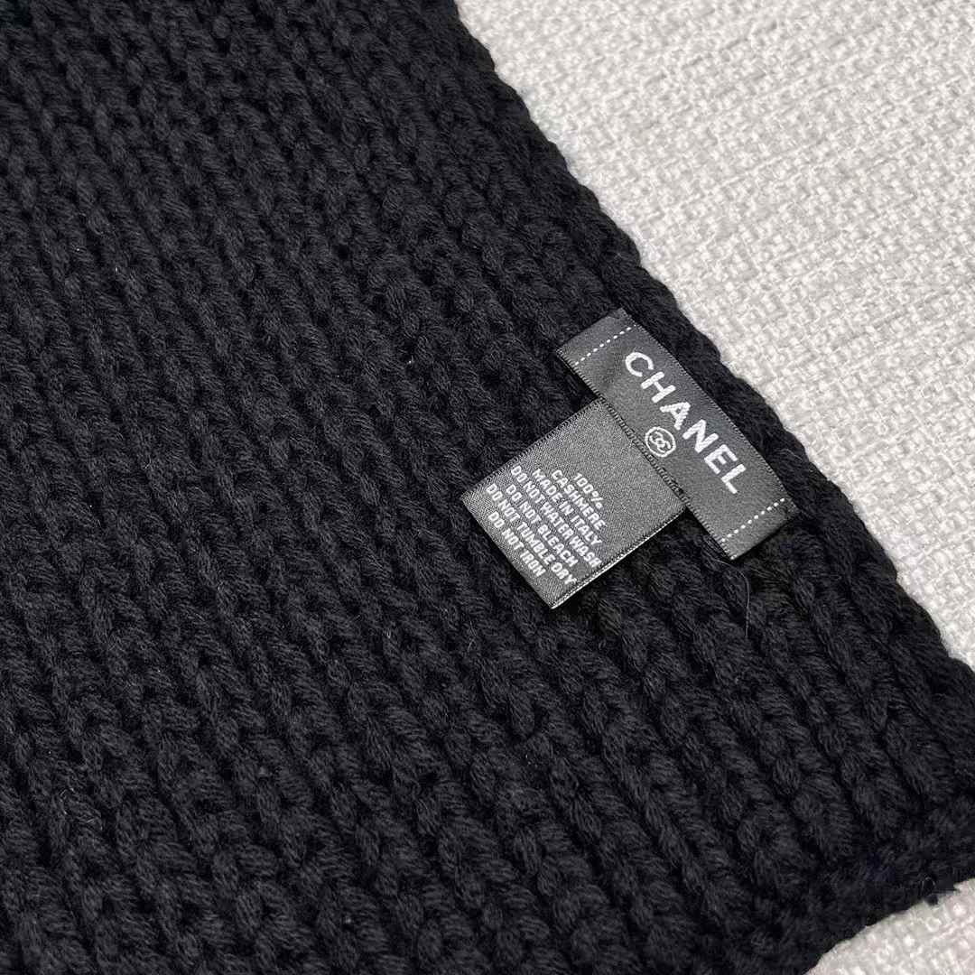 Chanel LOGO Scarf view 5