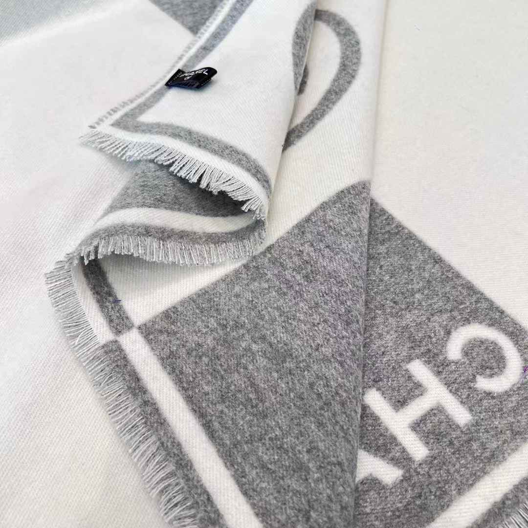 Chanel 23B Scarf view 6