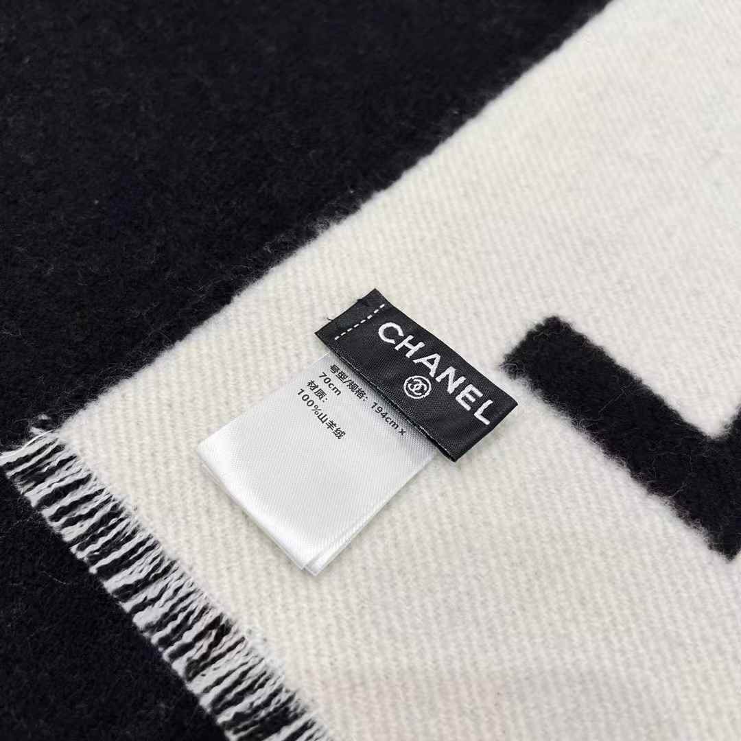Chanel 23P LOGO Scarf view 3