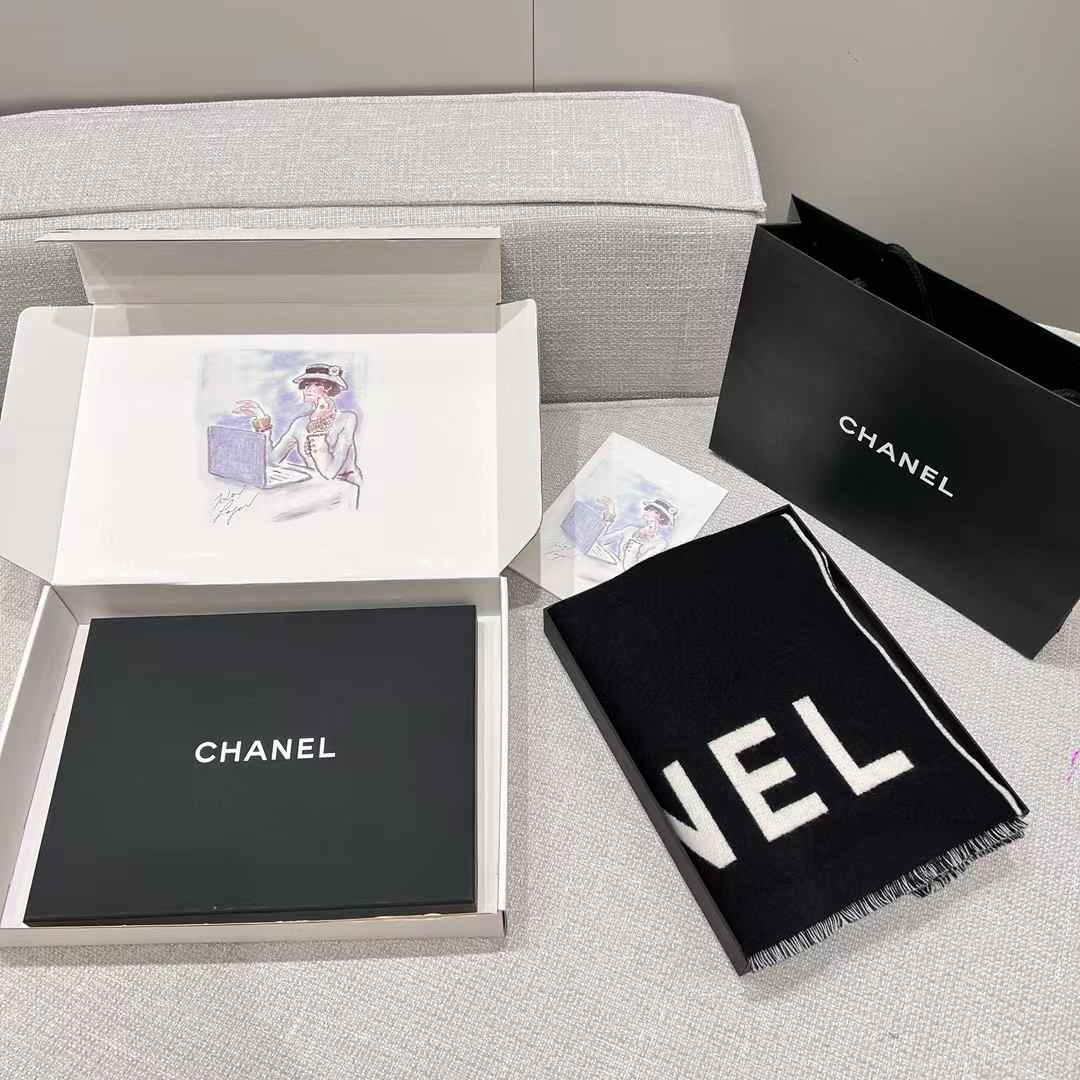 Chanel 23P LOGO Scarf view 6