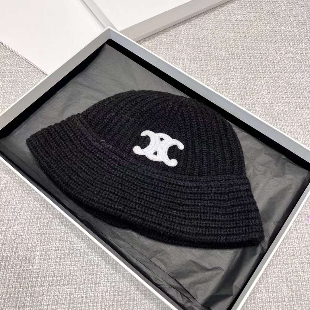 Celine Cashmere Scarf& BEANIE view 3